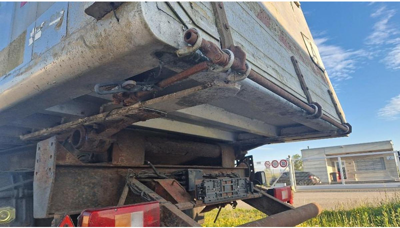 Warneke Alu Kippmulde 2 Achs mit Lenkachse - Kippiauto perävaunu: kuva Warneke Alu Kippmulde 2 Achs mit Lenkachse - Kippiauto perävaunu Warneke Alu Kippmulde 2 Achs mit Lenkachse - Kippiauto perävaunu: kuva Warneke Alu Kippmulde 2 Achs mit Lenkachse - Kippiauto perävaunu