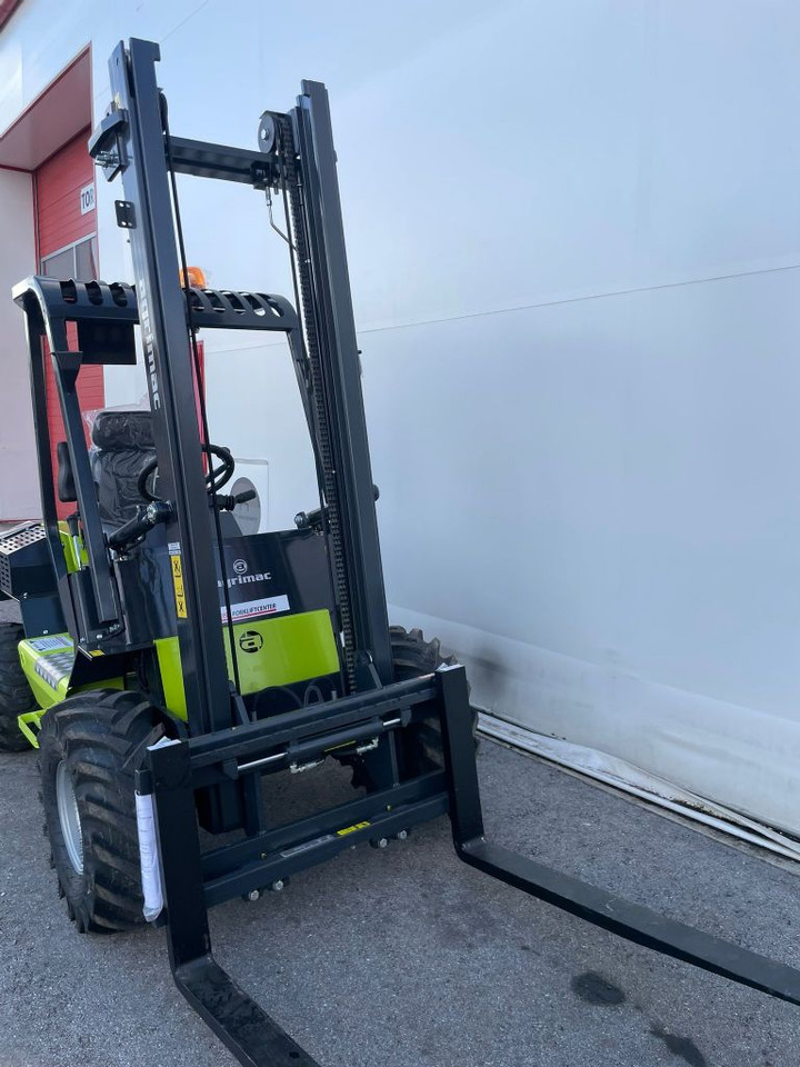 Agrimac TW12 - Dieseltrukki: kuva Agrimac TW12 - Dieseltrukki Agrimac TW12 - Dieseltrukki: kuva Agrimac TW12 - Dieseltrukki