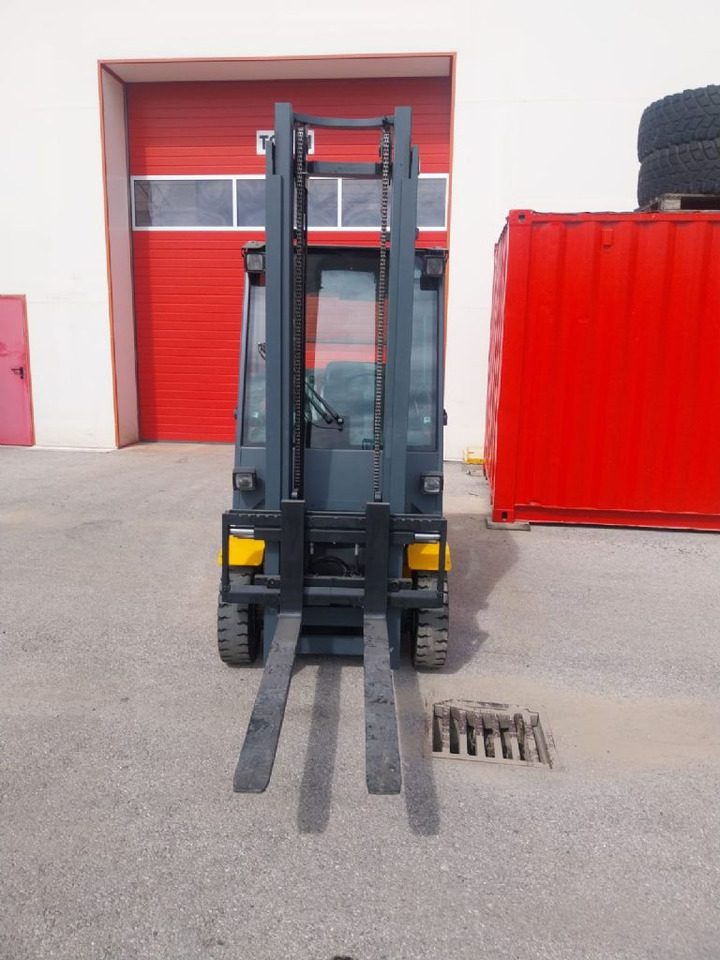 Jungheinrich TFG-320 370ZT - Vastapainotrukki: kuva Jungheinrich TFG-320 370ZT - Vastapainotrukki Jungheinrich TFG-320 370ZT - Vastapainotrukki: kuva Jungheinrich TFG-320 370ZT - Vastapainotrukki