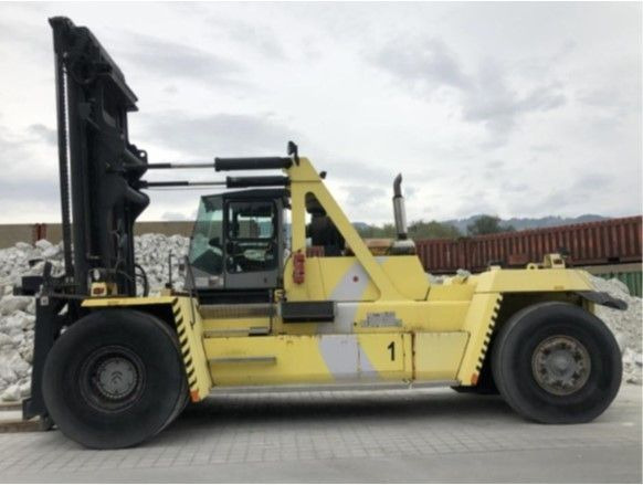 Kalmar DCD420-12 - Dieseltrukki: kuva Kalmar DCD420-12 - Dieseltrukki Kalmar DCD420-12 - Dieseltrukki: kuva Kalmar DCD420-12 - Dieseltrukki