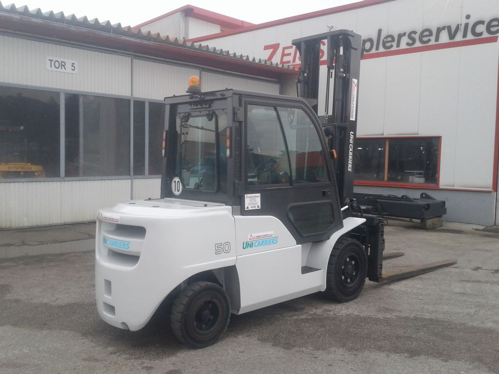 UniCarriers DG1F4A50Q - Dieseltrukki: kuva UniCarriers DG1F4A50Q - Dieseltrukki UniCarriers DG1F4A50Q - Dieseltrukki: kuva UniCarriers DG1F4A50Q - Dieseltrukki