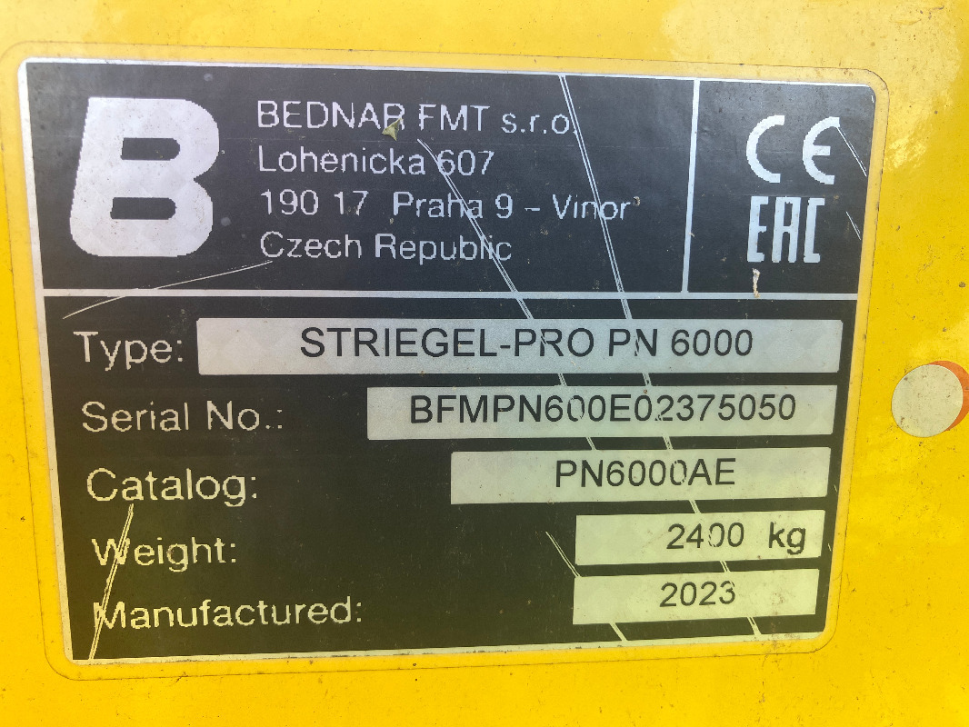 Bednar Striegel-Pro PN 6000 - Lannoituskone: kuva Bednar Striegel-Pro PN 6000 - Lannoituskone Bednar Striegel-Pro PN 6000 - Lannoituskone: kuva Bednar Striegel-Pro PN 6000 - Lannoituskone