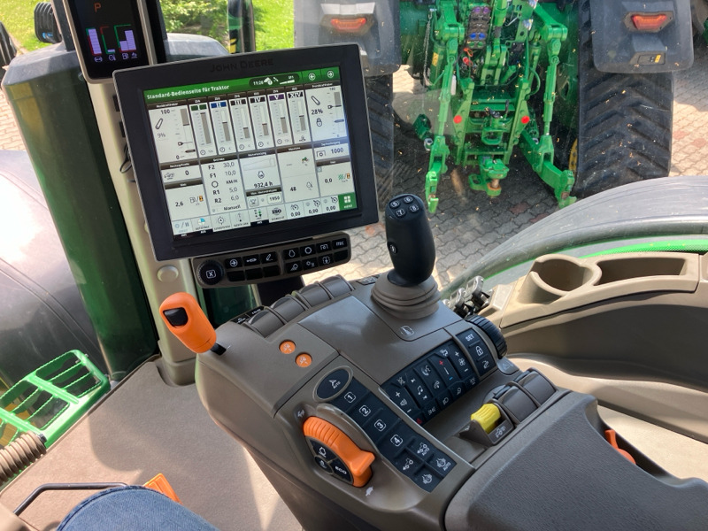 John Deere 7R310 mit PowerGard bis 02/27 - Traktori: kuva John Deere 7R310 mit PowerGard bis 02/27 - Traktori John Deere 7R310 mit PowerGard bis 02/27 - Traktori: kuva John Deere 7R310 mit PowerGard bis 02/27 - Traktori