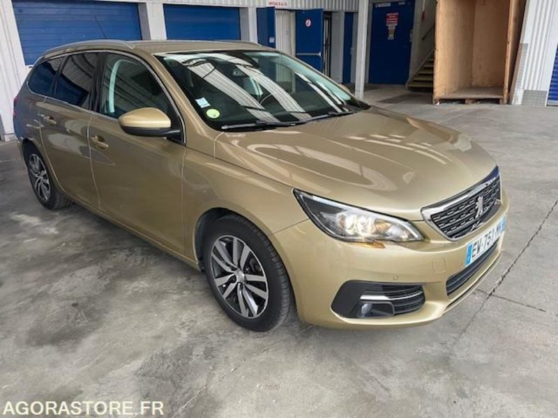 308 ALLURE 1.5 BHDI 130cv BVM6- 04/2018 - 150900 KM - Farmari: kuva 308 ALLURE 1.5 BHDI 130cv BVM6- 04/2018 - 150900 KM - Farmari 308 ALLURE 1.5 BHDI 130cv BVM6- 04/2018 - 150900 KM - Farmari: kuva 308 ALLURE 1.5 BHDI 130cv BVM6- 04/2018 - 150900 KM - Farmari