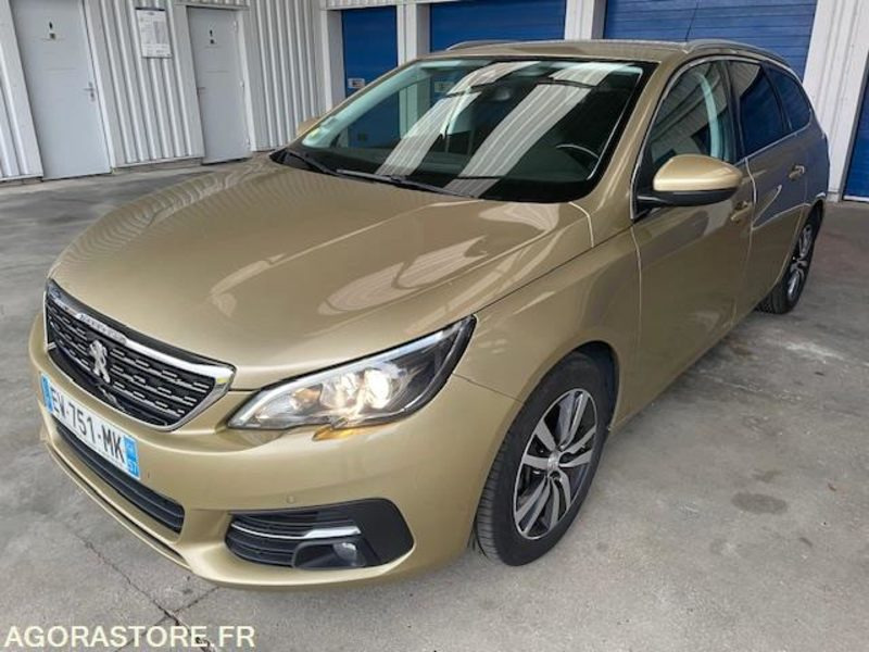 308 ALLURE 1.5 BHDI 130cv EAT8 - 04/2018 - 150900 KM - Farmari: kuva 308 ALLURE 1.5 BHDI 130cv EAT8 - 04/2018 - 150900 KM - Farmari 308 ALLURE 1.5 BHDI 130cv EAT8 - 04/2018 - 150900 KM - Farmari: kuva 308 ALLURE 1.5 BHDI 130cv EAT8 - 04/2018 - 150900 KM - Farmari