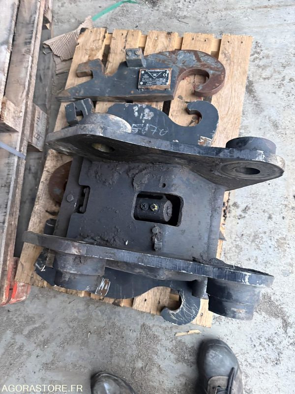 ATTACHE VERACHTERT - Rakennustarvikkeet: kuva ATTACHE VERACHTERT - Rakennustarvikkeet ATTACHE VERACHTERT - Rakennustarvikkeet: kuva ATTACHE VERACHTERT - Rakennustarvikkeet