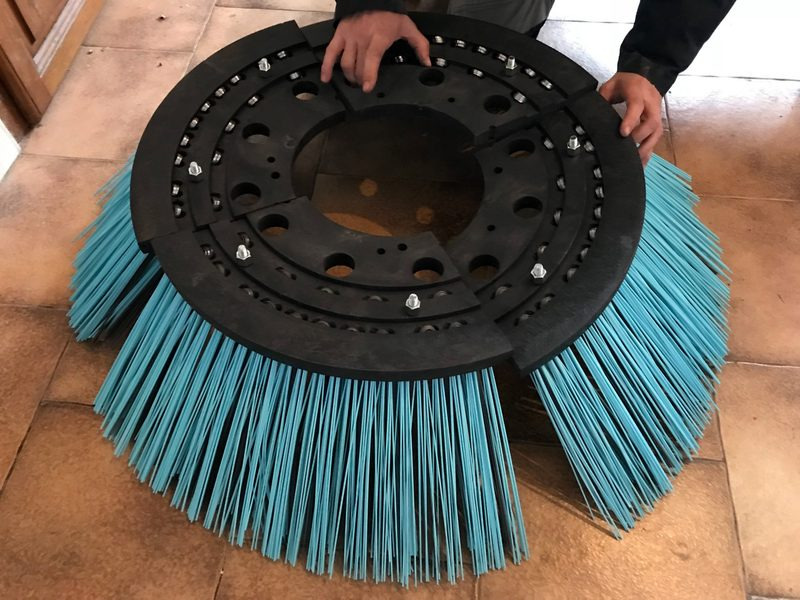 BALAI ROTATIF BALAYEUSE MIXTE PVC FERRAILLE - Harjakone: kuva BALAI ROTATIF BALAYEUSE MIXTE PVC FERRAILLE - Harjakone BALAI ROTATIF BALAYEUSE MIXTE PVC FERRAILLE - Harjakone: kuva BALAI ROTATIF BALAYEUSE MIXTE PVC FERRAILLE - Harjakone