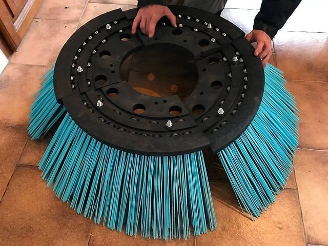 BALAI ROTATIF BALAYEUSE MIXTE PVC FERRAILLE - Harjakone: kuva BALAI ROTATIF BALAYEUSE MIXTE PVC FERRAILLE - Harjakone BALAI ROTATIF BALAYEUSE MIXTE PVC FERRAILLE - Harjakone: kuva BALAI ROTATIF BALAYEUSE MIXTE PVC FERRAILLE - Harjakone