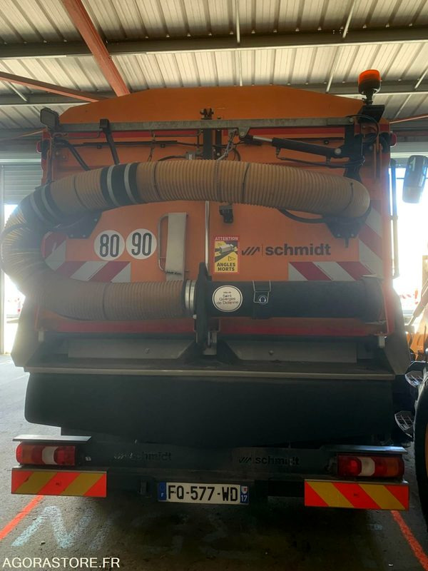 BALAYEUSE COMPOSÉE D'UN PORTEUR MERCEDES ET D'UN SYSTÈME DE BALAYAGE SCHMIDT - Lakaisuauto: kuva BALAYEUSE COMPOSÉE D'UN PORTEUR MERCEDES ET D'UN SYSTÈME DE BALAYAGE SCHMIDT - Lakaisuauto BALAYEUSE COMPOSÉE D'UN PORTEUR MERCEDES ET D'UN SYSTÈME DE BALAYAGE SCHMIDT - Lakaisuauto: kuva BALAYEUSE COMPOSÉE D'UN PORTEUR MERCEDES ET D'UN SYSTÈME DE BALAYAGE SCHMIDT - Lakaisuauto