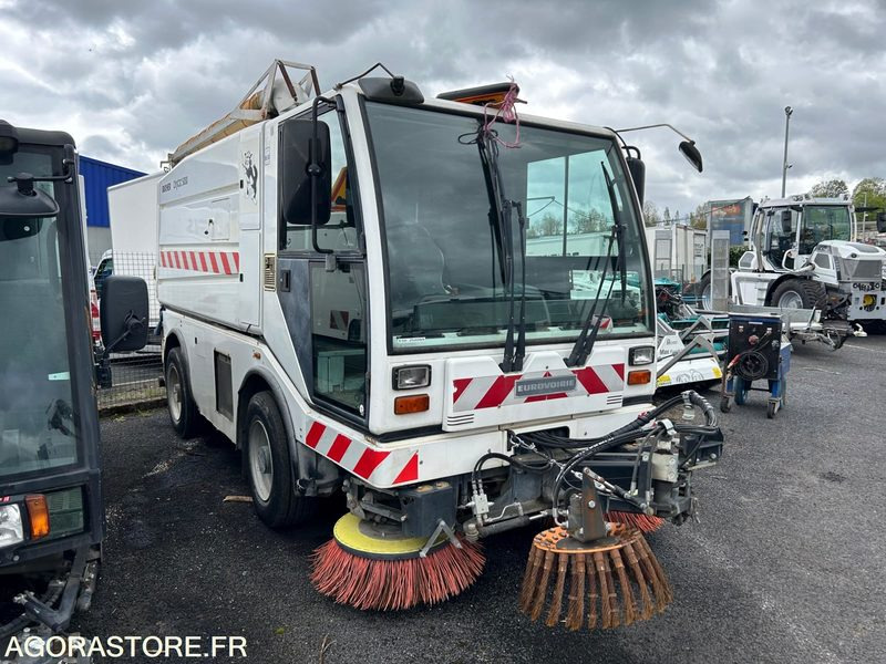 BALAYEUSE DE VOIRIE - BUCHER CITYCAT 5000 - 2007 - Lakaisuauto: kuva BALAYEUSE DE VOIRIE - BUCHER CITYCAT 5000 - 2007 - Lakaisuauto BALAYEUSE DE VOIRIE - BUCHER CITYCAT 5000 - 2007 - Lakaisuauto: kuva BALAYEUSE DE VOIRIE - BUCHER CITYCAT 5000 - 2007 - Lakaisuauto