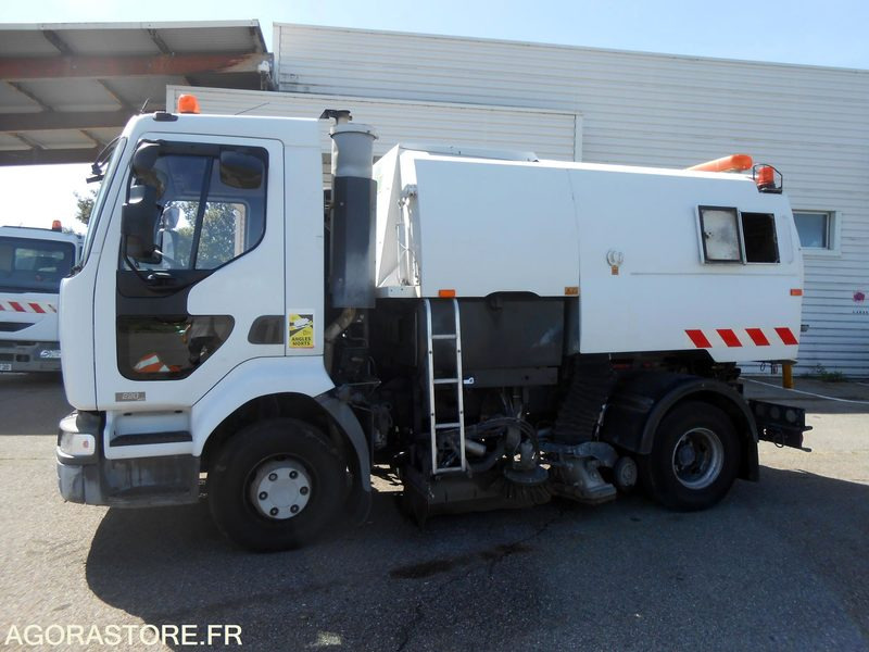 BALAYEUSE RENAULT PL - Lakaisuauto: kuva BALAYEUSE RENAULT PL - Lakaisuauto BALAYEUSE RENAULT PL - Lakaisuauto: kuva BALAYEUSE RENAULT PL - Lakaisuauto
