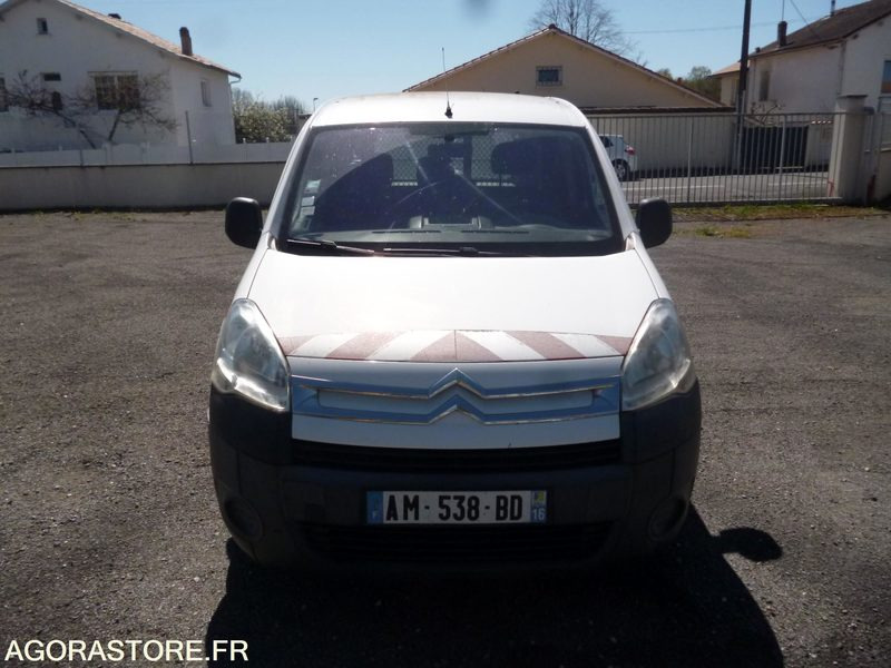 BERLINGO 1.6HDI 3 PLACES - Pieni pakettiauto: kuva BERLINGO 1.6HDI 3 PLACES - Pieni pakettiauto BERLINGO 1.6HDI 3 PLACES - Pieni pakettiauto: kuva BERLINGO 1.6HDI 3 PLACES - Pieni pakettiauto
