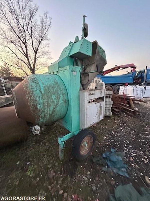 BETONNIERE IMER AVEC CHARGEUR 400 LITRES - Betonimylly: kuva BETONNIERE IMER AVEC CHARGEUR 400 LITRES - Betonimylly BETONNIERE IMER AVEC CHARGEUR 400 LITRES - Betonimylly: kuva BETONNIERE IMER AVEC CHARGEUR 400 LITRES - Betonimylly