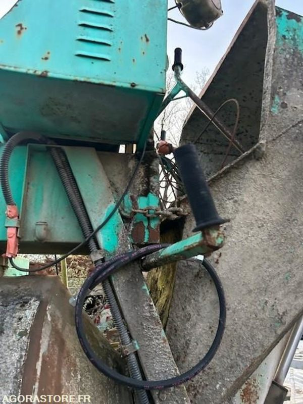 BETONNIERE IMER AVEC CHARGEUR 400 LITRES - Betonimylly: kuva BETONNIERE IMER AVEC CHARGEUR 400 LITRES - Betonimylly BETONNIERE IMER AVEC CHARGEUR 400 LITRES - Betonimylly: kuva BETONNIERE IMER AVEC CHARGEUR 400 LITRES - Betonimylly