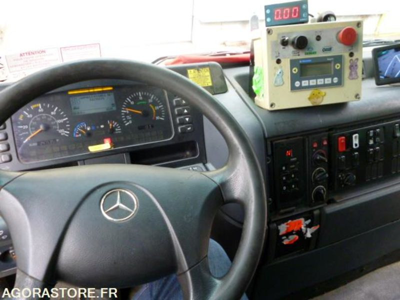 BOM ECONIC MERCEDES CABINE TYPE BUS 2007 4 places 247550kms - Roska-auto: kuva BOM ECONIC MERCEDES CABINE TYPE BUS 2007 4 places 247550kms - Roska-auto BOM ECONIC MERCEDES CABINE TYPE BUS 2007 4 places 247550kms - Roska-auto: kuva BOM ECONIC MERCEDES CABINE TYPE BUS 2007 4 places 247550kms - Roska-auto