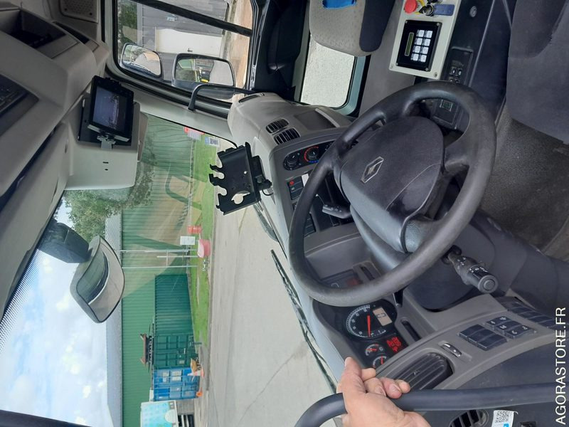 BOM Renault Premium 19T - Roska-auto: kuva BOM Renault Premium 19T - Roska-auto BOM Renault Premium 19T - Roska-auto: kuva BOM Renault Premium 19T - Roska-auto