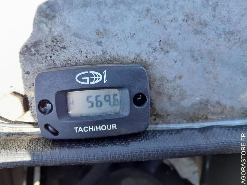 Balayeuse désherbeur désherbeuse automotrice pour désherbage trottoirs Cochet - Puutarhalaitteet: kuva Balayeuse désherbeur désherbeuse automotrice pour désherbage trottoirs Cochet - Puutarhalaitteet Balayeuse désherbeur désherbeuse automotrice pour désherbage trottoirs Cochet - Puutarhalaitteet: kuva Balayeuse désherbeur désherbeuse automotrice pour désherbage trottoirs Cochet - Puutarhalaitteet