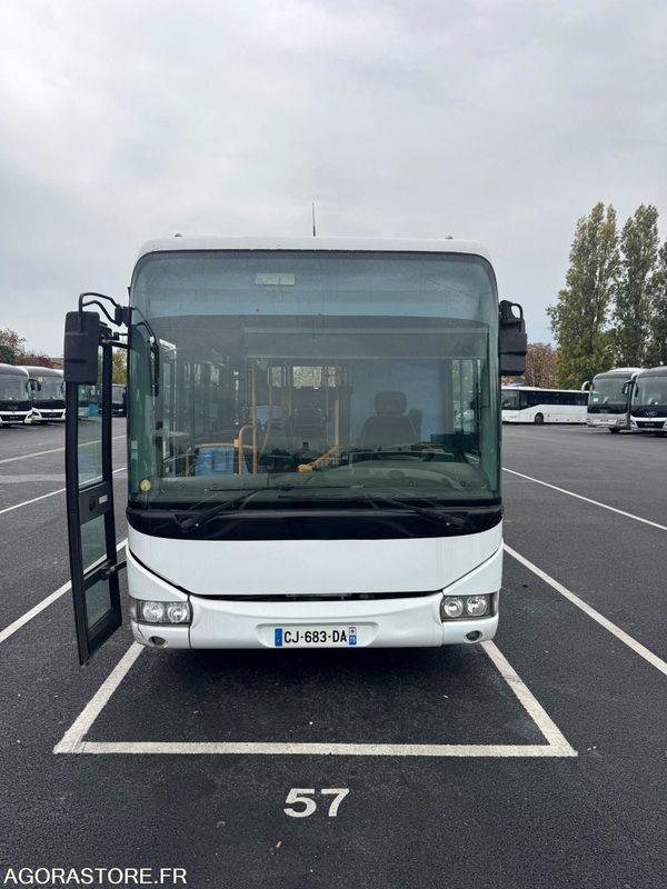 BUS URBAIN IVECO / 2012 / 400 000 KM - Bussi: kuva BUS URBAIN IVECO / 2012 / 400 000 KM - Bussi BUS URBAIN IVECO / 2012 / 400 000 KM - Bussi: kuva BUS URBAIN IVECO / 2012 / 400 000 KM - Bussi