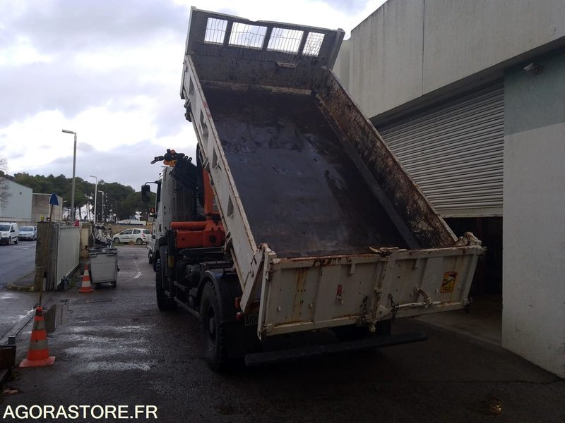 CAMION BENNE GRUE RENAULT 4X4 - Kippiauto kuorma-auto: kuva CAMION BENNE GRUE RENAULT 4X4 - Kippiauto kuorma-auto CAMION BENNE GRUE RENAULT 4X4 - Kippiauto kuorma-auto: kuva CAMION BENNE GRUE RENAULT 4X4 - Kippiauto kuorma-auto