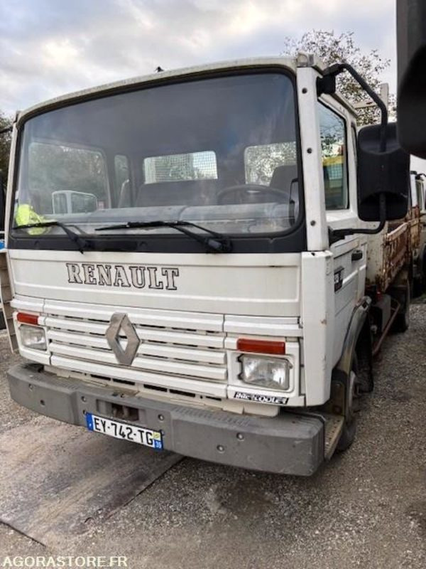 CAMION BENNE RENAULT S135 MIDLINER 1995 204000 KM - Kippiauto kuorma-auto: kuva  CAMION BENNE RENAULT S135 MIDLINER 1995 204000 KM - Kippiauto kuorma-auto CAMION BENNE RENAULT S135 MIDLINER 1995 204000 KM - Kippiauto kuorma-auto: kuva  CAMION BENNE RENAULT S135 MIDLINER 1995 204000 KM - Kippiauto kuorma-auto