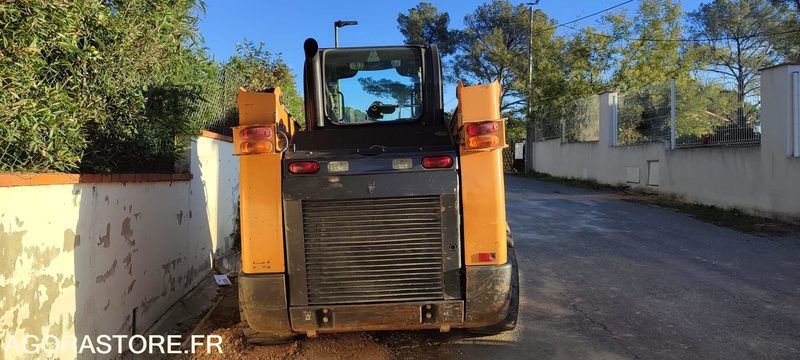 CASE SR175 de 2018 - Kuormaaja: kuva CASE SR175 de 2018 - Kuormaaja CASE SR175 de 2018 - Kuormaaja: kuva CASE SR175 de 2018 - Kuormaaja