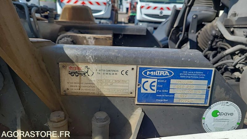 Koukkulava kuorma-auto CH 803 ML - RENAULT PREMIUM 380 - 2012 - 513578KM: kuva Koukkulava kuorma-auto CH 803 ML - RENAULT PREMIUM 380 - 2012 - 513578KM