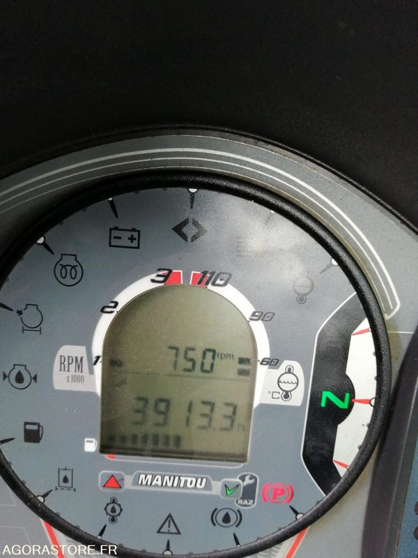 CHARIOT TELESCOPIQUE FIXE - MANITOU - 2.5 T - 2014 / 3910 HEURES - Kurottaja: kuva CHARIOT TELESCOPIQUE FIXE - MANITOU - 2.5 T - 2014 / 3910 HEURES - Kurottaja CHARIOT TELESCOPIQUE FIXE - MANITOU - 2.5 T - 2014 / 3910 HEURES - Kurottaja: kuva CHARIOT TELESCOPIQUE FIXE - MANITOU - 2.5 T - 2014 / 3910 HEURES - Kurottaja