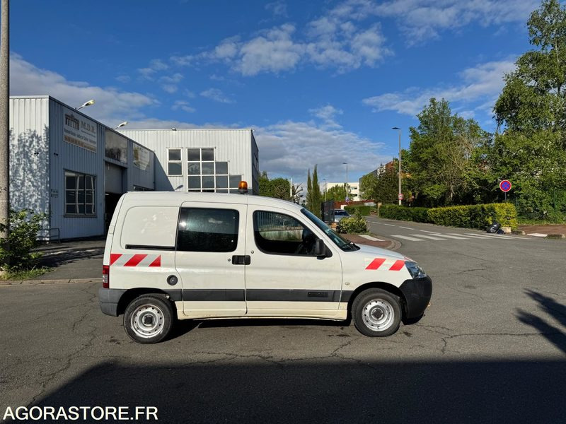 CITROËN BERLINGO - 2010 - 211 000 KM - Pieni pakettiauto: kuva CITROËN BERLINGO - 2010 - 211 000 KM - Pieni pakettiauto CITROËN BERLINGO - 2010 - 211 000 KM - Pieni pakettiauto: kuva CITROËN BERLINGO - 2010 - 211 000 KM - Pieni pakettiauto