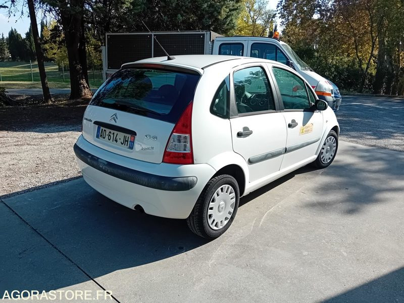 CITROEN C3 1.4HDI CLUB - Henkilöauto: kuva  CITROEN C3 1.4HDI CLUB - Henkilöauto CITROEN C3 1.4HDI CLUB - Henkilöauto: kuva  CITROEN C3 1.4HDI CLUB - Henkilöauto