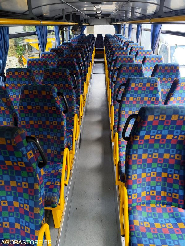 Koulubussi Car Irisbus Recreo 205600kms 2005 60 places: kuva Koulubussi Car Irisbus Recreo 205600kms 2005 60 places Koulubussi Car Irisbus Recreo 205600kms 2005 60 places: kuva Koulubussi Car Irisbus Recreo 205600kms 2005 60 places