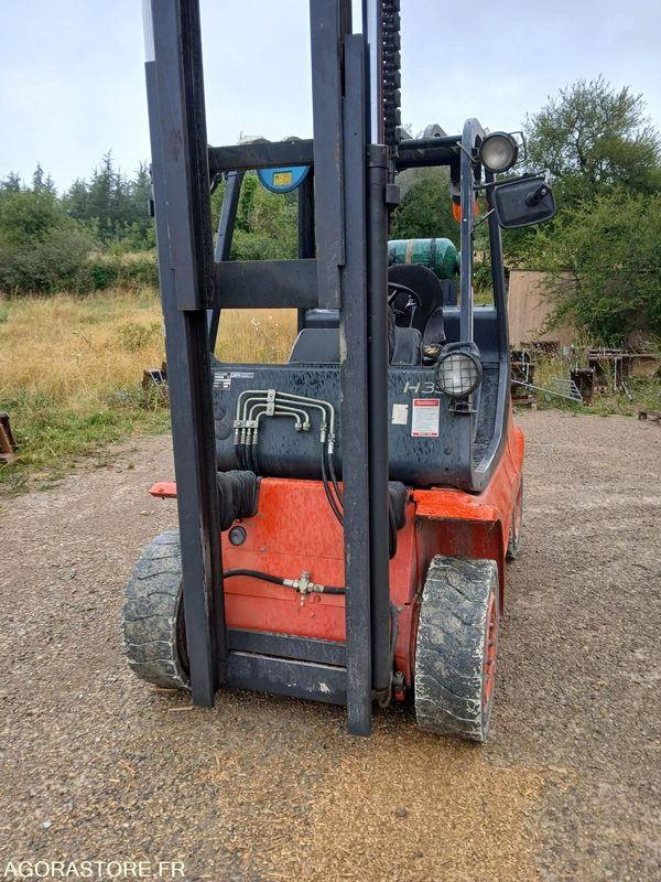 Chariot élévateur Fenwick Linde H35T 3.5T - Kaasutrukki: kuva Chariot élévateur Fenwick Linde H35T 3.5T - Kaasutrukki Chariot élévateur Fenwick Linde H35T 3.5T - Kaasutrukki: kuva Chariot élévateur Fenwick Linde H35T 3.5T - Kaasutrukki