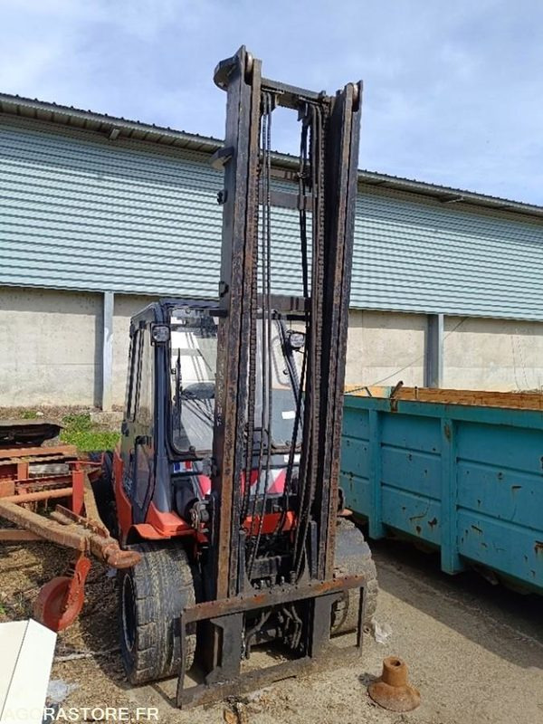 Chariot elevateur TOYOTA pour pièces - Dieseltrukki: kuva Chariot elevateur TOYOTA pour pièces - Dieseltrukki Chariot elevateur TOYOTA pour pièces - Dieseltrukki: kuva Chariot elevateur TOYOTA pour pièces - Dieseltrukki