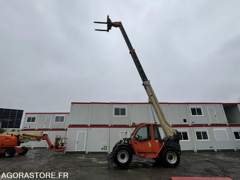 Chariot télescopique JLG 3512 - Kurottaja: kuva Chariot télescopique JLG 3512 - Kurottaja Chariot télescopique JLG 3512 - Kurottaja: kuva Chariot télescopique JLG 3512 - Kurottaja