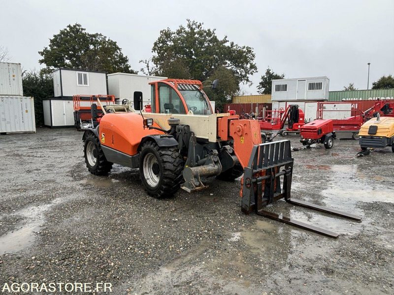 Chariot télescopique JLG 3512 - Kurottaja: kuva Chariot télescopique JLG 3512 - Kurottaja Chariot télescopique JLG 3512 - Kurottaja: kuva Chariot télescopique JLG 3512 - Kurottaja