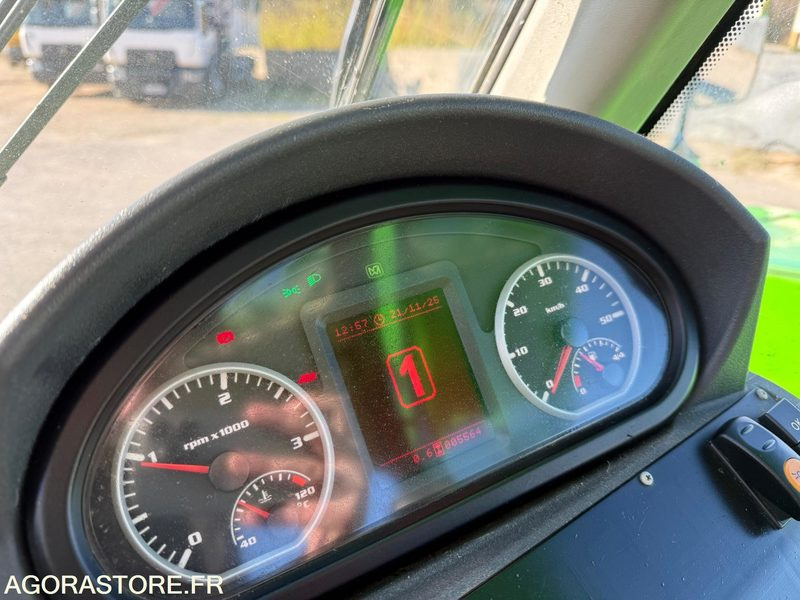 Kurottaja Chariot télescopique MERLO P40.17: kuva Kurottaja Chariot télescopique MERLO P40.17