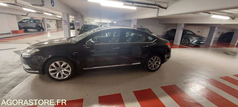 Citroën C5 2.0 Bleuhdi - 2016 - 191232kms - Henkilöauto: kuva Citroën C5 2.0 Bleuhdi - 2016 - 191232kms - Henkilöauto Citroën C5 2.0 Bleuhdi - 2016 - 191232kms - Henkilöauto: kuva Citroën C5 2.0 Bleuhdi - 2016 - 191232kms - Henkilöauto