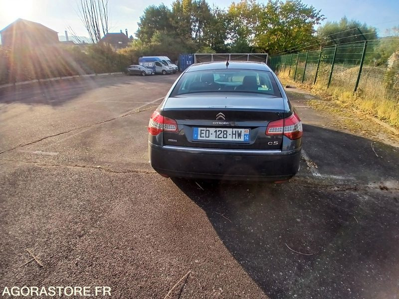 Citroën C5 – Diesel – 2016-217 349 km - Henkilöauto: kuva Citroën C5 – Diesel – 2016-217 349 km - Henkilöauto Citroën C5 – Diesel – 2016-217 349 km - Henkilöauto: kuva Citroën C5 – Diesel – 2016-217 349 km - Henkilöauto