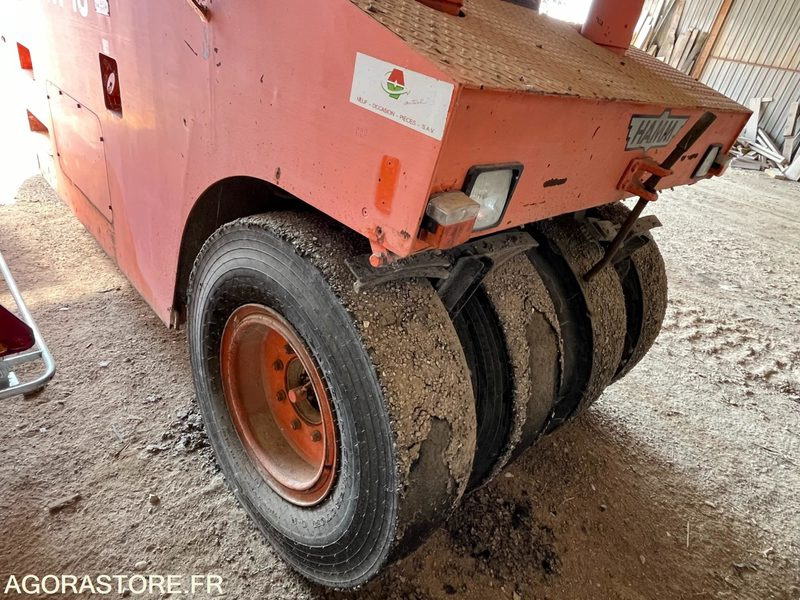 Compacteur à pneu type P3 HAMM - Jyrä: kuva Compacteur à pneu type P3 HAMM - Jyrä Compacteur à pneu type P3 HAMM - Jyrä: kuva Compacteur à pneu type P3 HAMM - Jyrä
