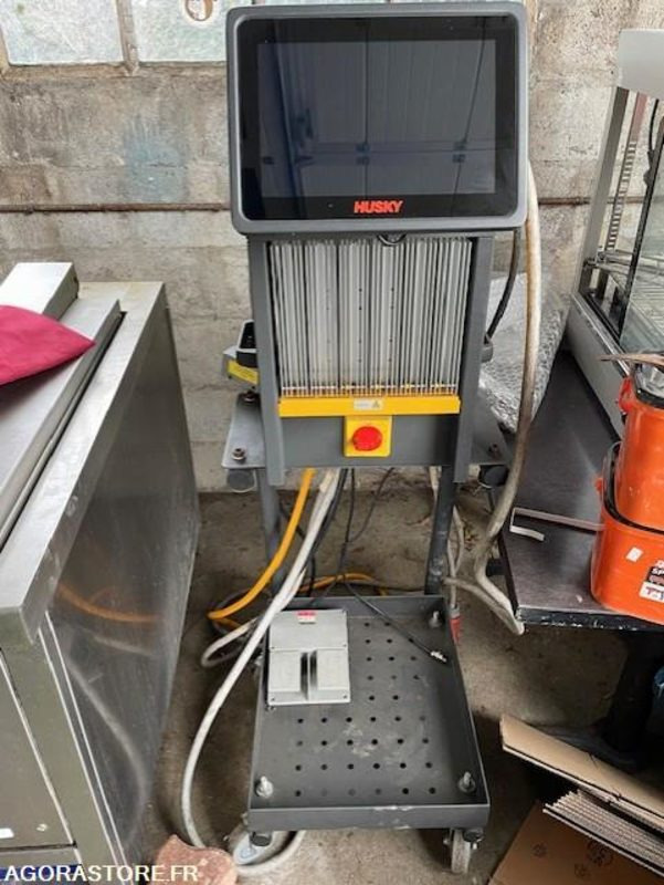 Controleur de moules ALTANIUM HUSKY - Työkalu/ Laitteet: kuva Controleur de moules ALTANIUM HUSKY - Työkalu/ Laitteet Controleur de moules ALTANIUM HUSKY - Työkalu/ Laitteet: kuva Controleur de moules ALTANIUM HUSKY - Työkalu/ Laitteet