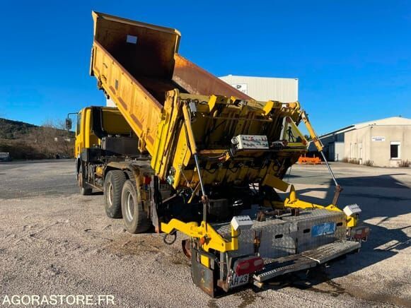 DAF FINISSEUR D’INTERVENTION RAPIDE - DAF - FIR 3000 - 2003 / 335000 - Kippiauto kuorma-auto: kuva DAF FINISSEUR D’INTERVENTION RAPIDE - DAF - FIR 3000 - 2003 / 335000 - Kippiauto kuorma-auto DAF FINISSEUR D’INTERVENTION RAPIDE - DAF - FIR 3000 - 2003 / 335000 - Kippiauto kuorma-auto: kuva DAF FINISSEUR D’INTERVENTION RAPIDE - DAF - FIR 3000 - 2003 / 335000 - Kippiauto kuorma-auto