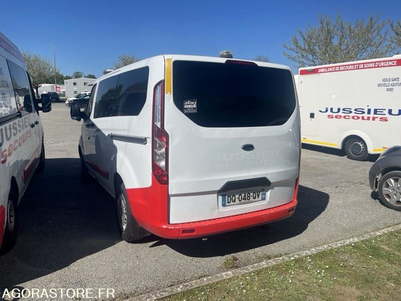 DQ-048-QV - Non Roulant - Pour pièces - FORD CUSTOM - VASP - 361 398 Kms - Ambulanssi: kuva DQ-048-QV - Non Roulant - Pour pièces - FORD CUSTOM - VASP - 361 398 Kms - Ambulanssi DQ-048-QV - Non Roulant - Pour pièces - FORD CUSTOM - VASP - 361 398 Kms - Ambulanssi: kuva DQ-048-QV - Non Roulant - Pour pièces - FORD CUSTOM - VASP - 361 398 Kms - Ambulanssi