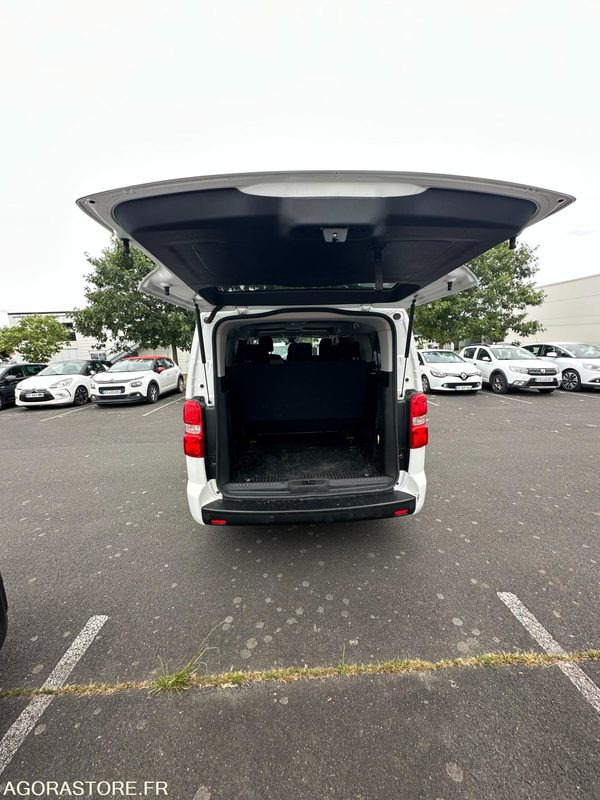 EM-783-ZF - Roulant - Citroën JUMPY SPACE TOURER - PV- 9 PLACES - 261 240 Kms - Minibussi, Pikkubussi: kuva  EM-783-ZF - Roulant - Citroën JUMPY SPACE TOURER - PV- 9 PLACES - 261 240 Kms - Minibussi, Pikkubussi EM-783-ZF - Roulant - Citroën JUMPY SPACE TOURER - PV- 9 PLACES - 261 240 Kms - Minibussi, Pikkubussi: kuva  EM-783-ZF - Roulant - Citroën JUMPY SPACE TOURER - PV- 9 PLACES - 261 240 Kms - Minibussi, Pikkubussi