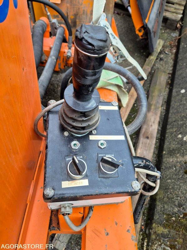 EPAREUSE FRONTALE CMV 450F 1999 - Puomimurskain: kuva EPAREUSE FRONTALE CMV 450F 1999 - Puomimurskain EPAREUSE FRONTALE CMV 450F 1999 - Puomimurskain: kuva EPAREUSE FRONTALE CMV 450F 1999 - Puomimurskain