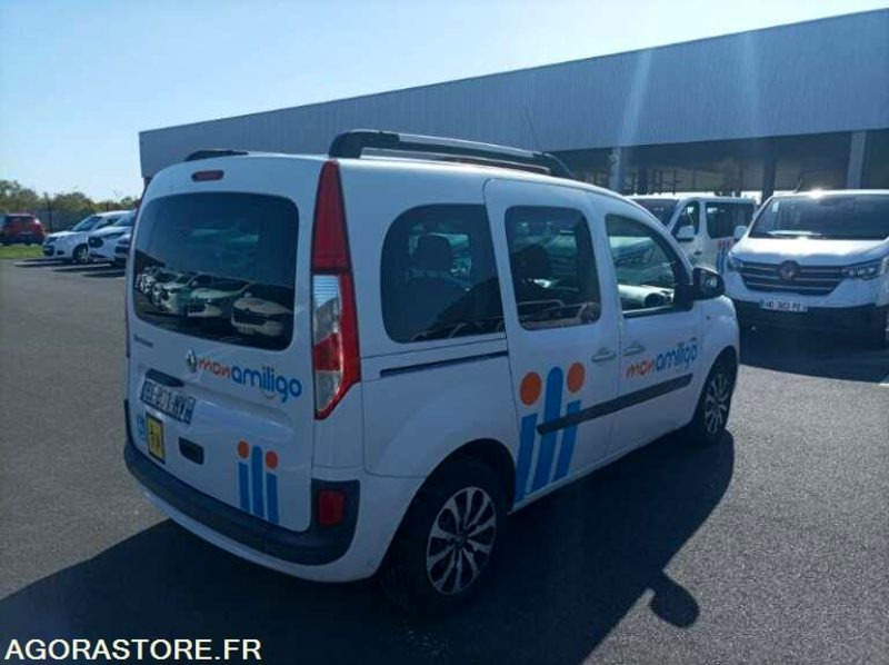 EX-801-MV - Roulant - RENAULT KANGOO - VP - 226 710 Kms - Henkilöauto: kuva EX-801-MV - Roulant - RENAULT KANGOO - VP - 226 710 Kms - Henkilöauto EX-801-MV - Roulant - RENAULT KANGOO - VP - 226 710 Kms - Henkilöauto: kuva EX-801-MV - Roulant - RENAULT KANGOO - VP - 226 710 Kms - Henkilöauto