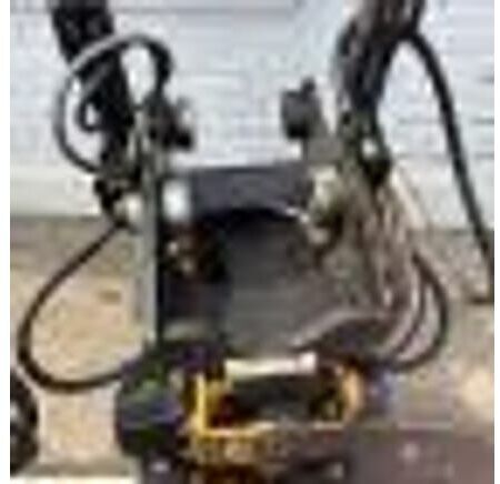 Engcon EC20B - Rototilt: kuva Engcon EC20B - Rototilt Engcon EC20B - Rototilt: kuva Engcon EC20B - Rototilt