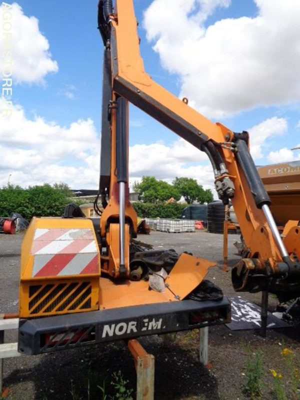 Epareuse NOREMAT OPTIMA M56 ED ANNEE 2012 6325 HEURES (D3821) - Puutarhalaitteet: kuva Epareuse NOREMAT OPTIMA M56 ED ANNEE 2012 6325 HEURES (D3821) - Puutarhalaitteet Epareuse NOREMAT OPTIMA M56 ED ANNEE 2012 6325 HEURES (D3821) - Puutarhalaitteet: kuva Epareuse NOREMAT OPTIMA M56 ED ANNEE 2012 6325 HEURES (D3821) - Puutarhalaitteet