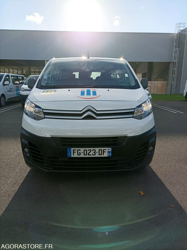 FG-023-DF - Roulant - CITROEN JUMPY SPACE TOURER - VP - 178 975 Kms - Minibussi, Pikkubussi: kuva FG-023-DF - Roulant - CITROEN JUMPY SPACE TOURER - VP - 178 975 Kms - Minibussi, Pikkubussi FG-023-DF - Roulant - CITROEN JUMPY SPACE TOURER - VP - 178 975 Kms - Minibussi, Pikkubussi: kuva FG-023-DF - Roulant - CITROEN JUMPY SPACE TOURER - VP - 178 975 Kms - Minibussi, Pikkubussi