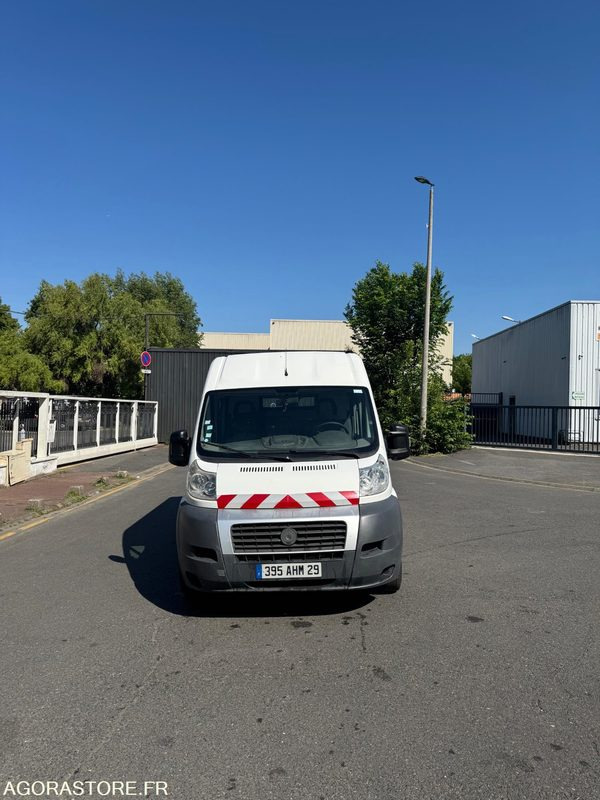 FIAT DUCATO 133 000 KM 7 PLACES - Pakettiauto: kuva FIAT DUCATO 133 000 KM 7 PLACES - Pakettiauto FIAT DUCATO 133 000 KM 7 PLACES - Pakettiauto: kuva FIAT DUCATO 133 000 KM 7 PLACES - Pakettiauto