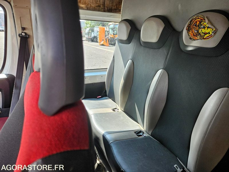 FIAT DUCATO DIESEL - CH-678-JJ - VIN ZAF25000002233515 - Pakettiauto: kuva FIAT DUCATO DIESEL - CH-678-JJ - VIN ZAF25000002233515 - Pakettiauto FIAT DUCATO DIESEL - CH-678-JJ - VIN ZAF25000002233515 - Pakettiauto: kuva FIAT DUCATO DIESEL - CH-678-JJ - VIN ZAF25000002233515 - Pakettiauto