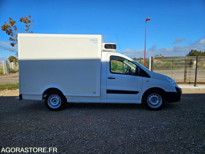 FIAT SCUDO 2.0 130 CAISSE FRIGORIFIQUE FRCX 3 PLACES - Kylmäauto: kuva FIAT SCUDO 2.0 130 CAISSE FRIGORIFIQUE FRCX 3 PLACES - Kylmäauto FIAT SCUDO 2.0 130 CAISSE FRIGORIFIQUE FRCX 3 PLACES - Kylmäauto: kuva FIAT SCUDO 2.0 130 CAISSE FRIGORIFIQUE FRCX 3 PLACES - Kylmäauto